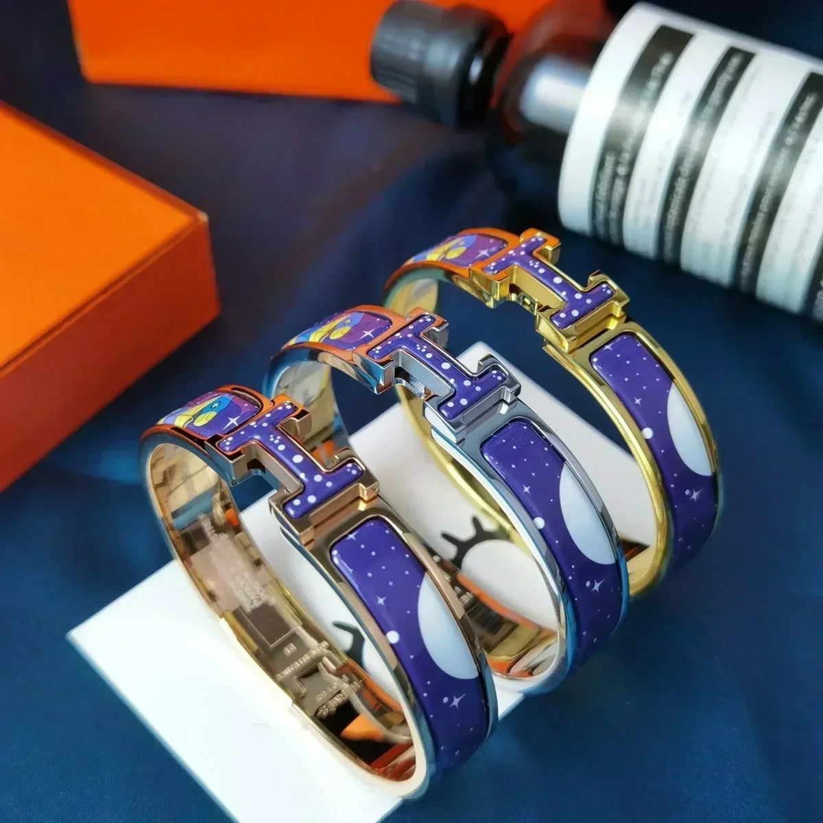 H Star and Moon Bracelet 12mm – LUX VERSE Luxury Designer Fashion Outlet