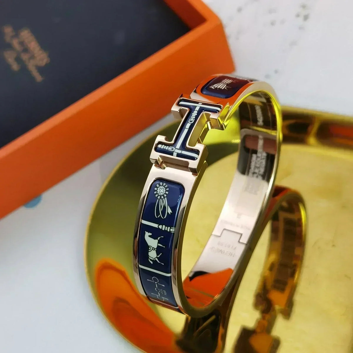 H Couvertures Dark Blue Bracelet – LUX VERSE Luxury Designer Fashion Outlet