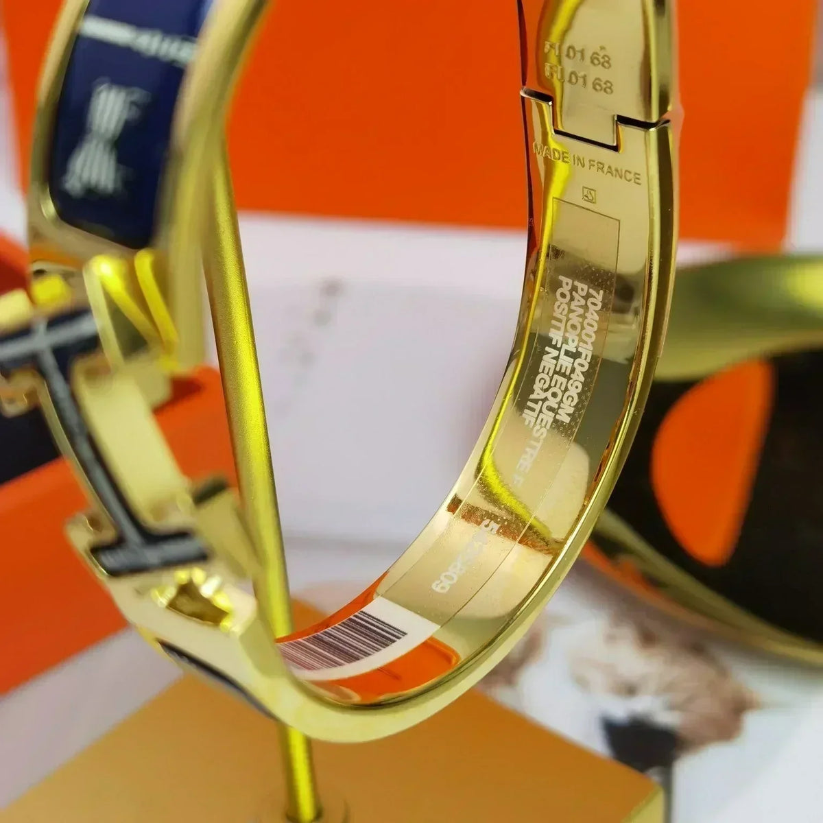 H Couvertures Dark Blue Bracelet – LUX VERSE Luxury Designer Fashion Outlet