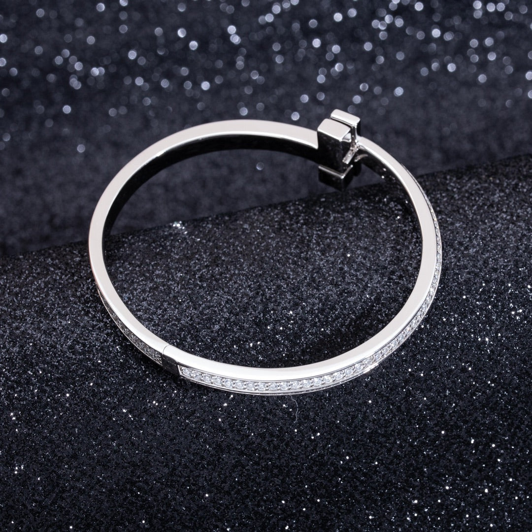 Wide Diamonds Hinged Bangle Silver – LUX VERSE Luxury Designer Fashion Outlet