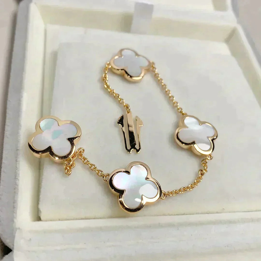 Pure Clover Mop Bracelet 4 Motifs – LUX VERSE Luxury Designer Fashion Outlet