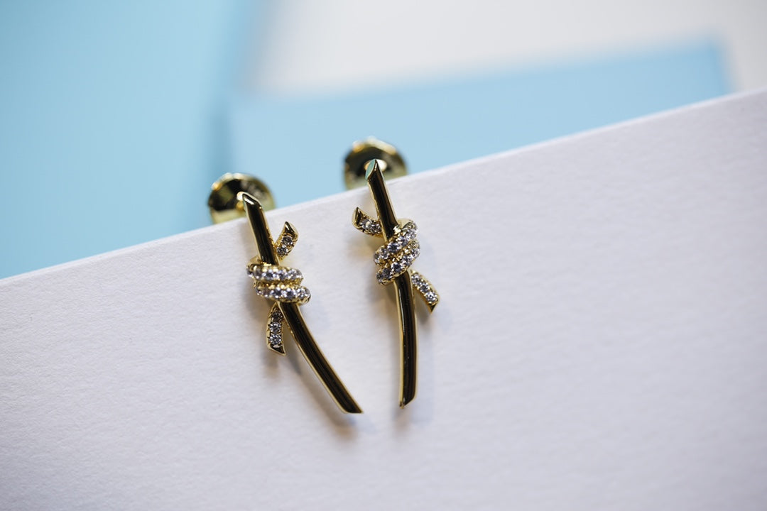 Knot Earrings Gold Diamond – LUX VERSE Luxury Designer Fashion Outlet