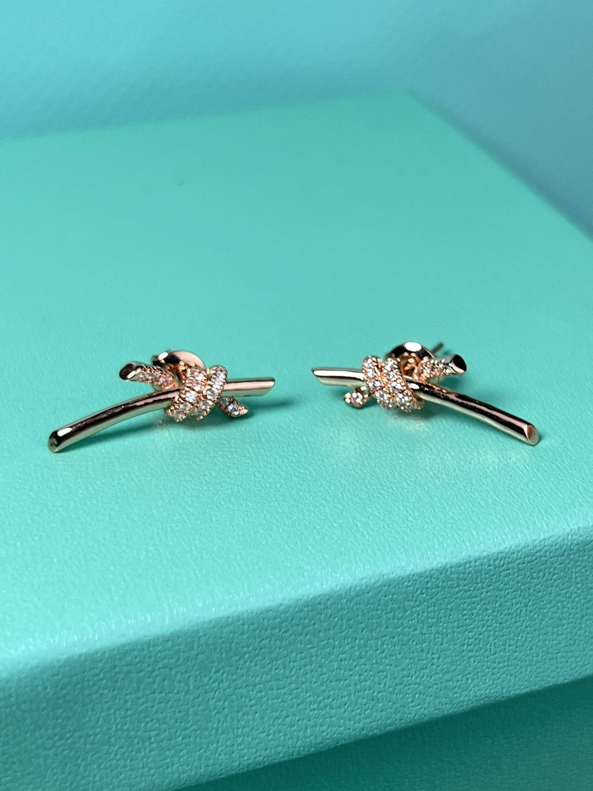 Knot Earrings Rose Gold Diamond – LUX VERSE Luxury Designer Fashion Outlet