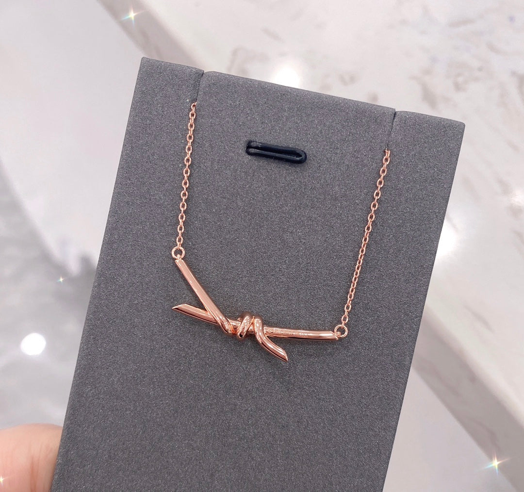 Knot Necklace Diamonds – LUX VERSE Luxury Designer Fashion Outlet