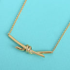 Knot Necklace Gold – LUX VERSE Luxury Designer Fashion Outlet
