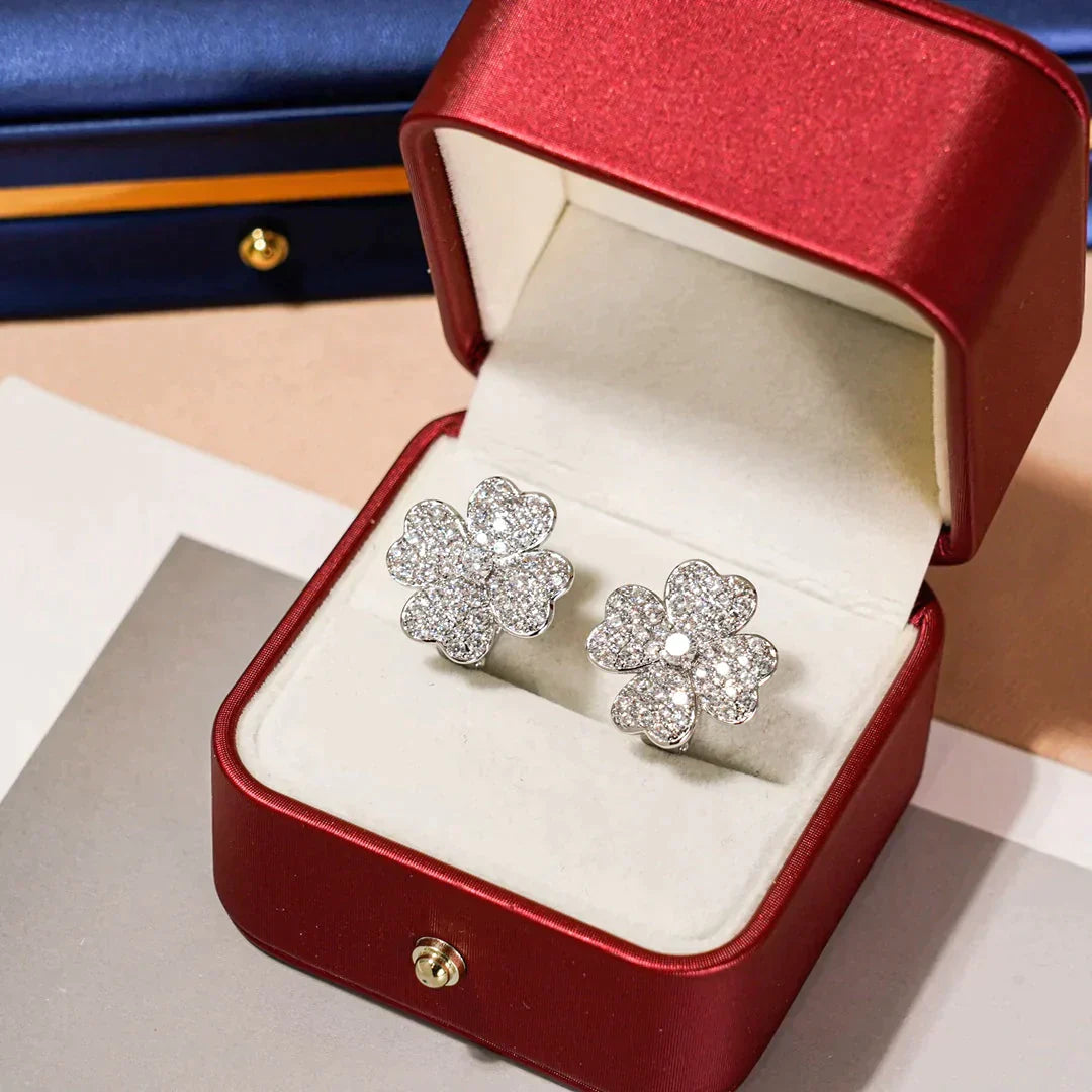 Clover 1 Motifs Diamond Earrings Silver – LUX VERSE Luxury Designer Fashion Outlet