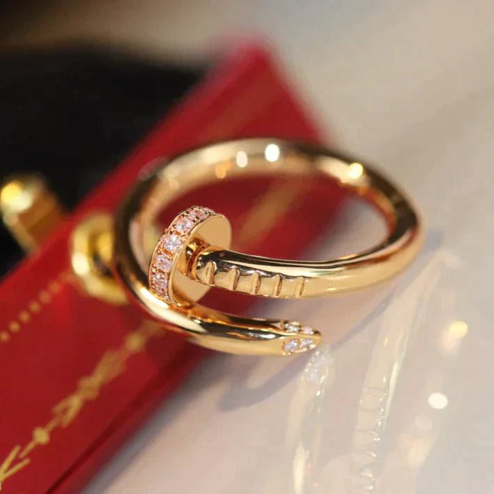 Juste Ring 2.65mm Gold Diamond – LUX VERSE Luxury Designer Fashion Outlet