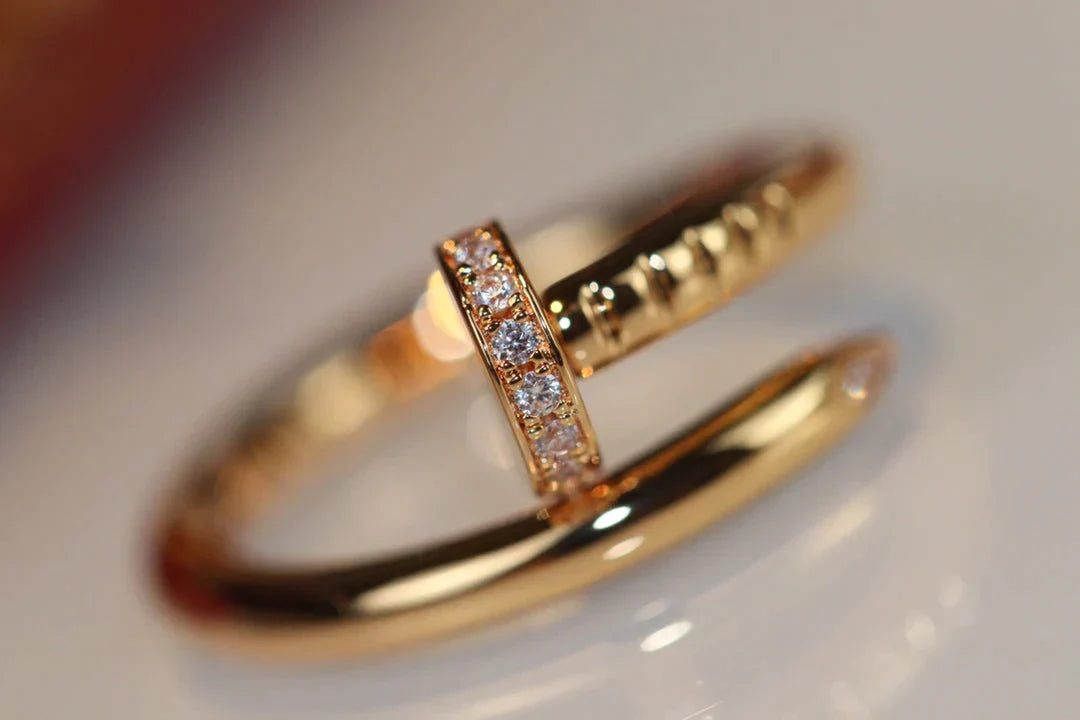 Juste Ring 2.65mm Gold Diamond – LUX VERSE Luxury Designer Fashion Outlet