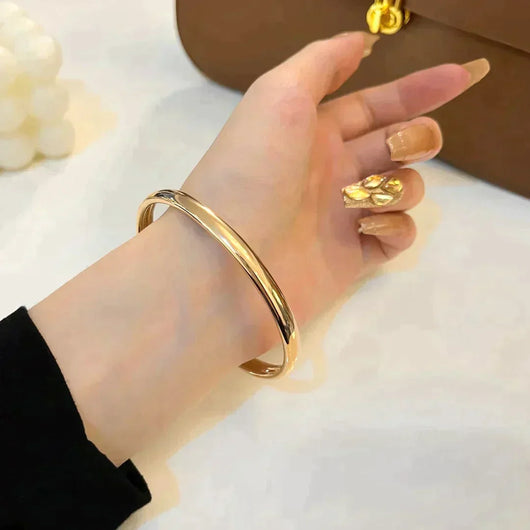 PANTHERE  DIAMOND OPEN BRACELET