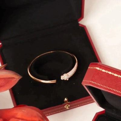 PANTHERE  DIAMOND OPEN BRACELET