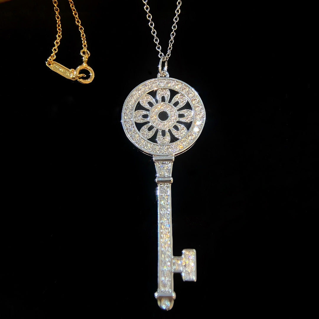 Petal Key Pedant – LUX VERSE Luxury Designer Fashion Outlet