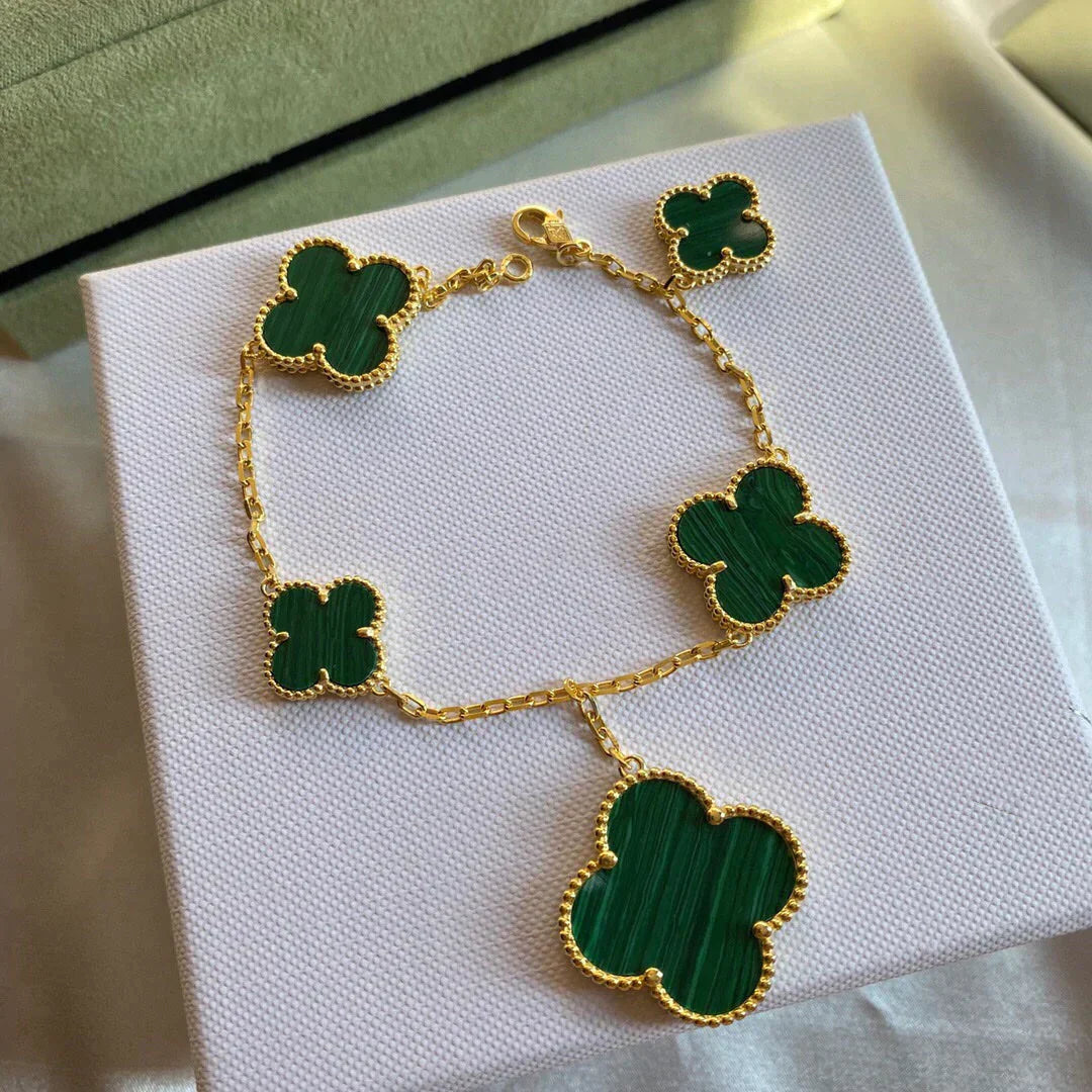 Magic Clover 5 Motifs Malachite Bracelet – LUX VERSE Luxury Designer Fashion Outlet