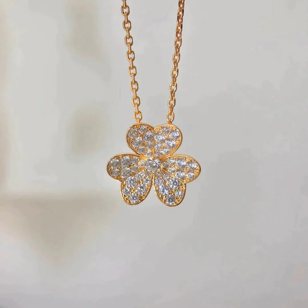 Flower Diamond Necklace – LUX VERSE Luxury Designer Fashion Outlet