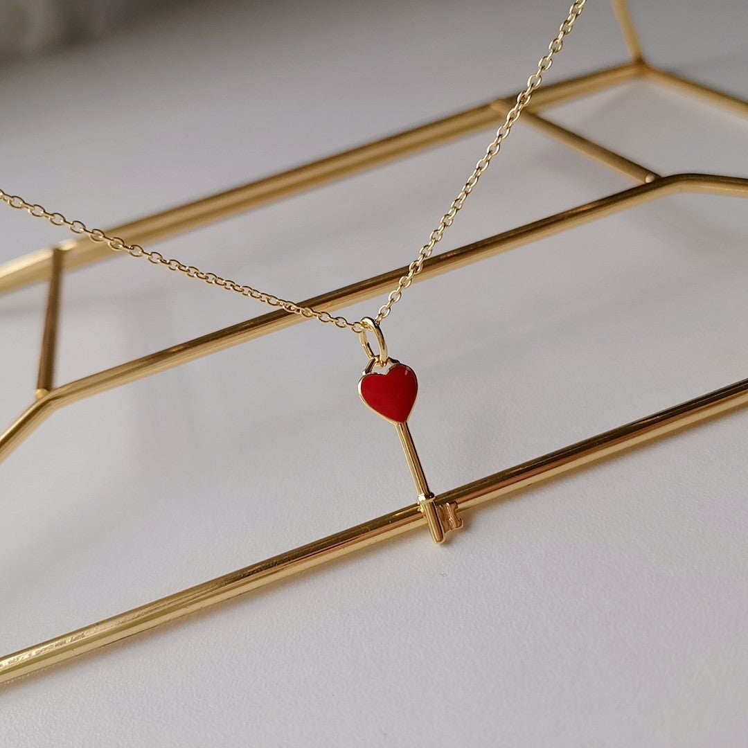 Key Pedant Carnelian Heart Gold – LUX VERSE Luxury Designer Fashion Outlet