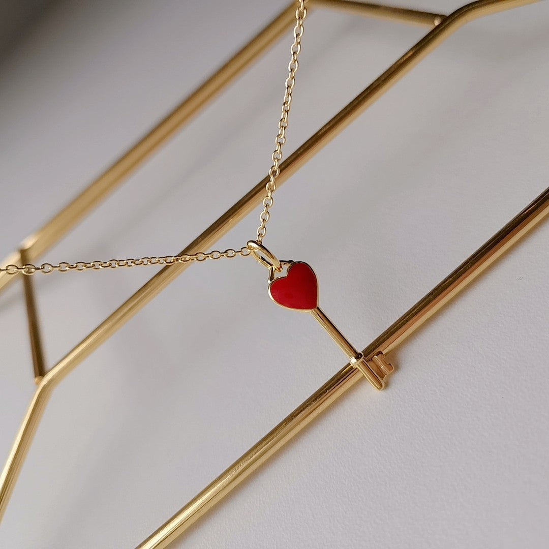 Key Pedant Carnelian Heart Gold – LUX VERSE Luxury Designer Fashion Outlet
