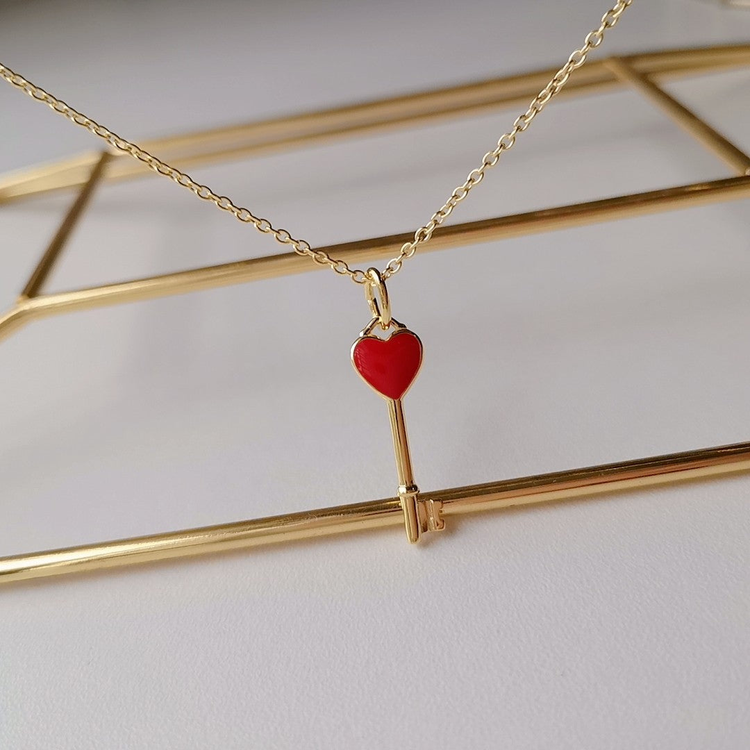 Key Pedant Carnelian Heart Gold – LUX VERSE Luxury Designer Fashion Outlet