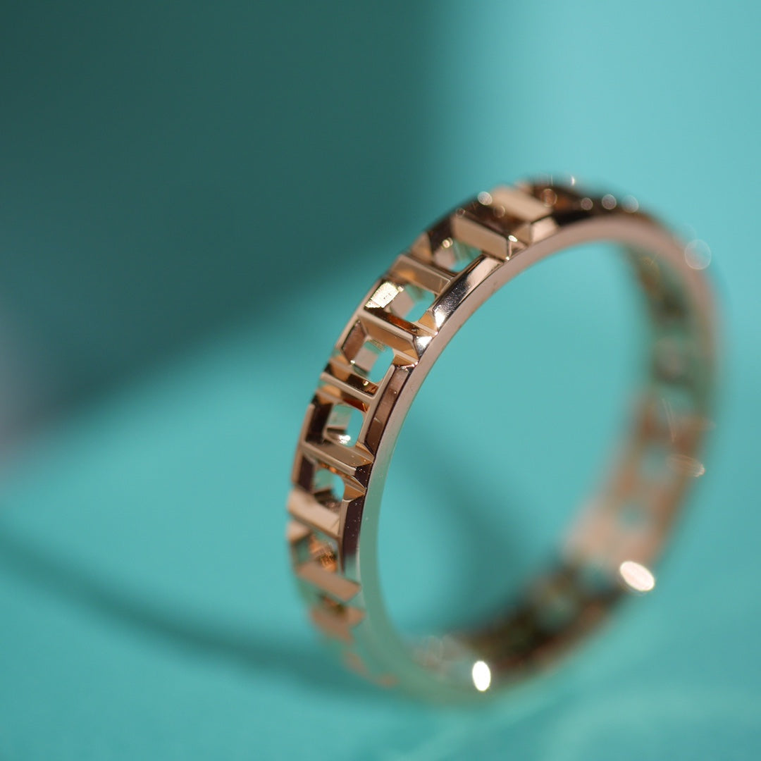 T True 3.5mm Rose Gold Ring – LUX VERSE Luxury Designer Fashion Outlet