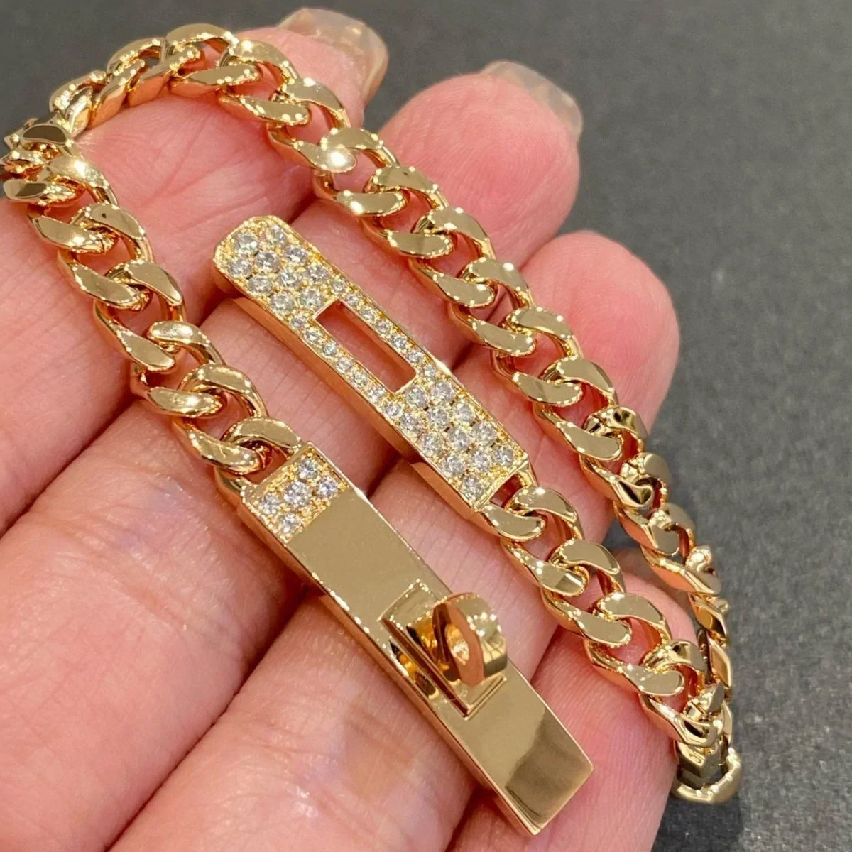 Kelly Chain Rose Gold Diamonds Bracelet – LUX VERSE Luxury Designer Fashion Outlet