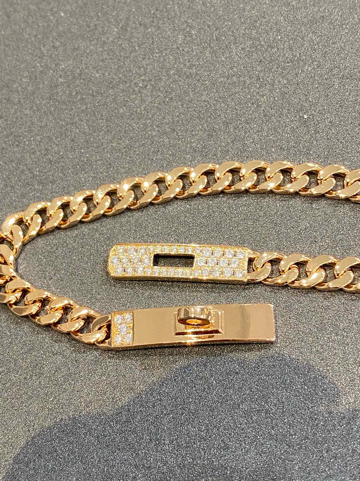 Kelly Chain Rose Gold Diamonds Bracelet – LUX VERSE Luxury Designer Fashion Outlet