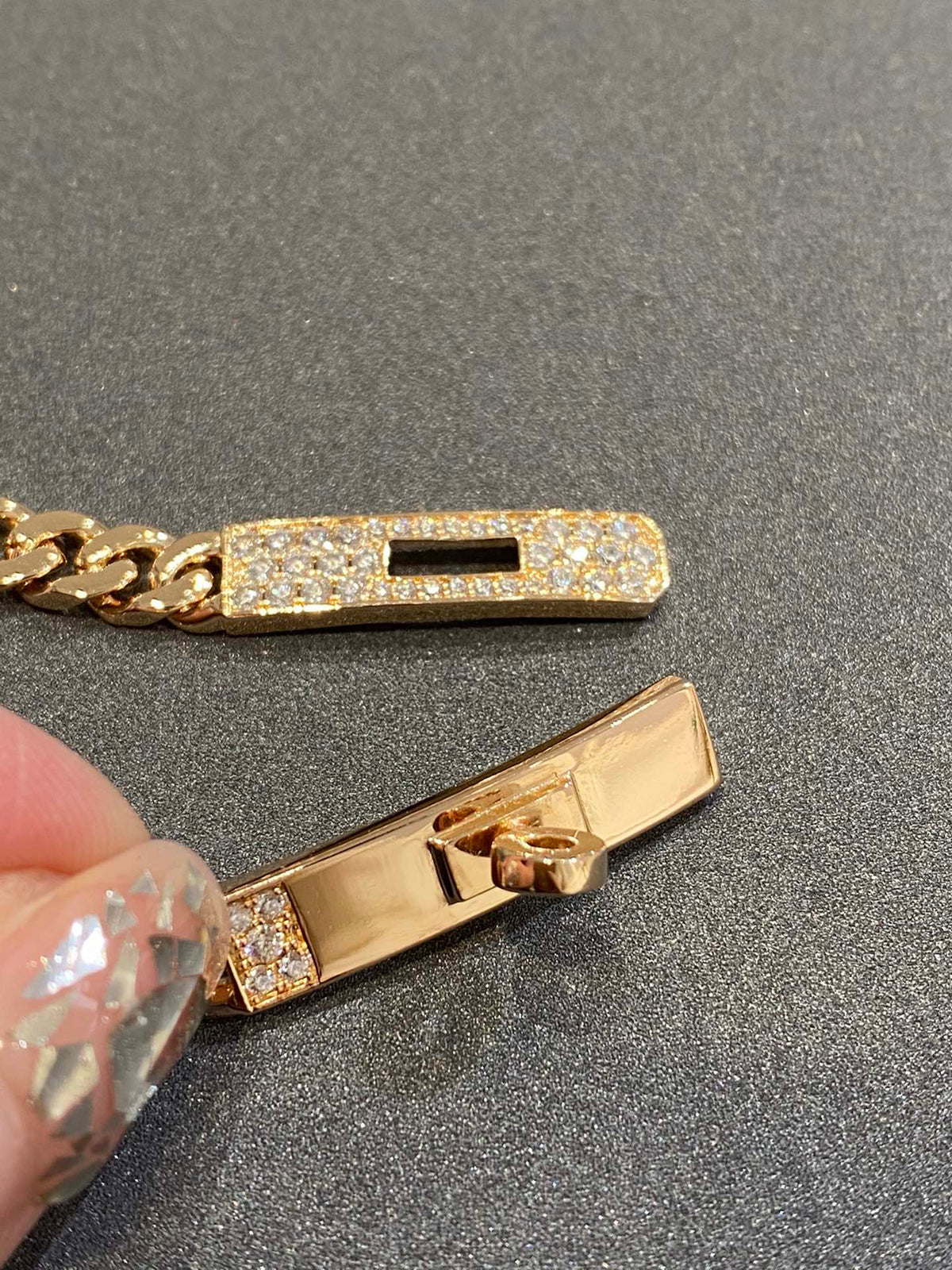 Kelly Chain Rose Gold Diamonds Bracelet – LUX VERSE Luxury Designer Fashion Outlet