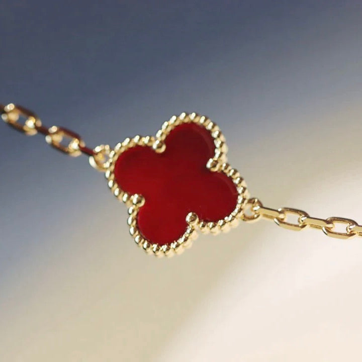 Clover 20 Motifs Carnelian Necklace – LUX VERSE Luxury Designer Fashion Outlet