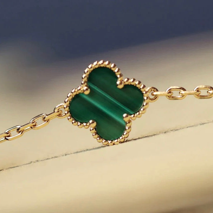Clover 20 Motifs Malachite Diamond Necklace – LUX VERSE Luxury Designer Fashion Outlet