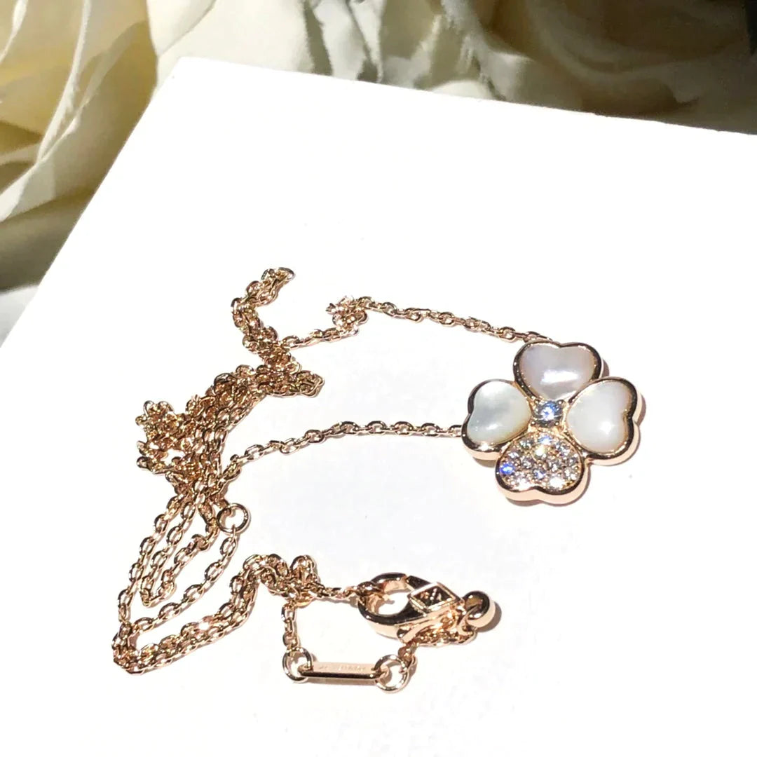 Clover Mop Diamond Rose Gold Necklace – LUX VERSE Luxury Designer Fashion Outlet