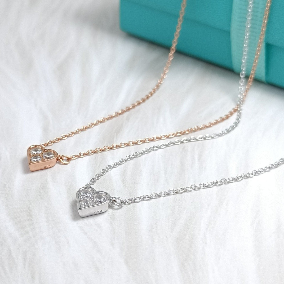 Heart 3 Diamonds Pedant Necklace – LUX VERSE Luxury Designer Fashion Outlet