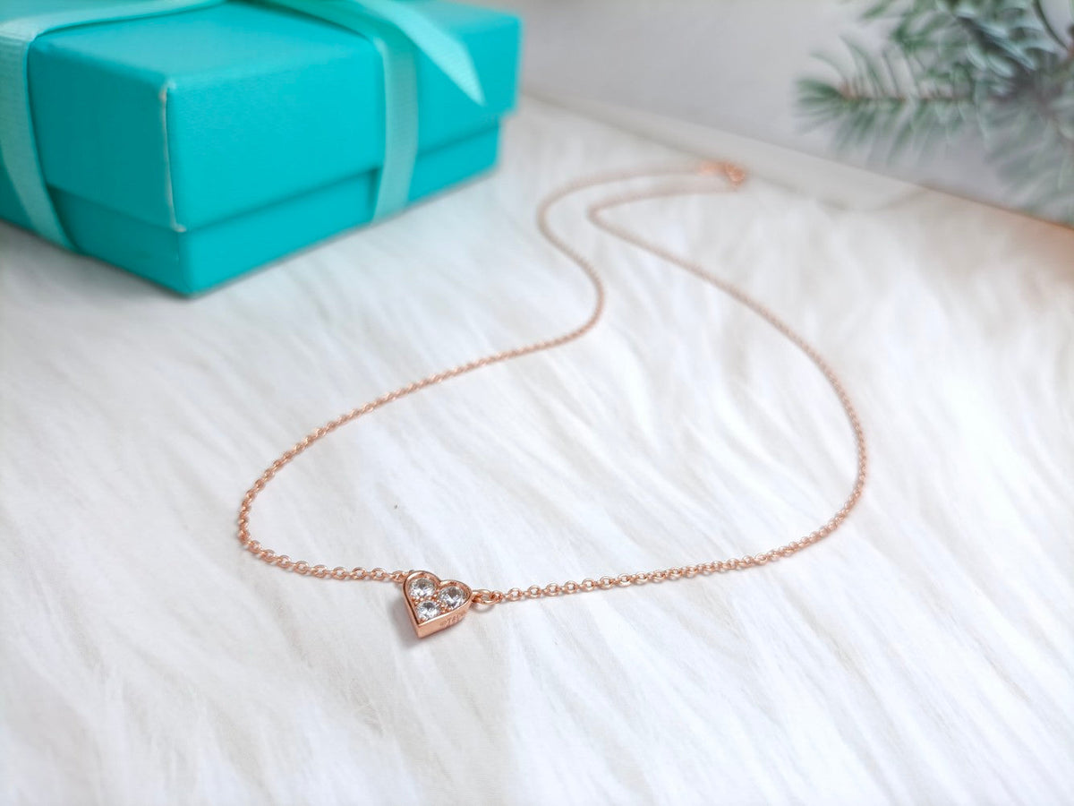 Heart 3 Diamonds Pedant Necklace – LUX VERSE Luxury Designer Fashion Outlet