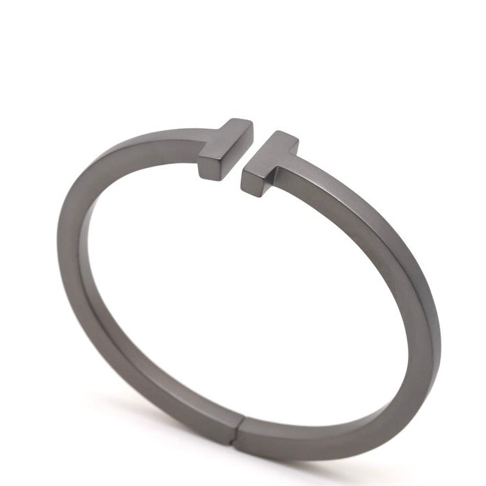 T Wide Carbon Bracelet – LUX VERSE Luxury Designer Fashion Outlet