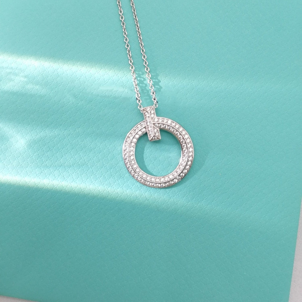 T Wire Pedant Diamond Necklace – LUX VERSE Luxury Designer Fashion Outlet