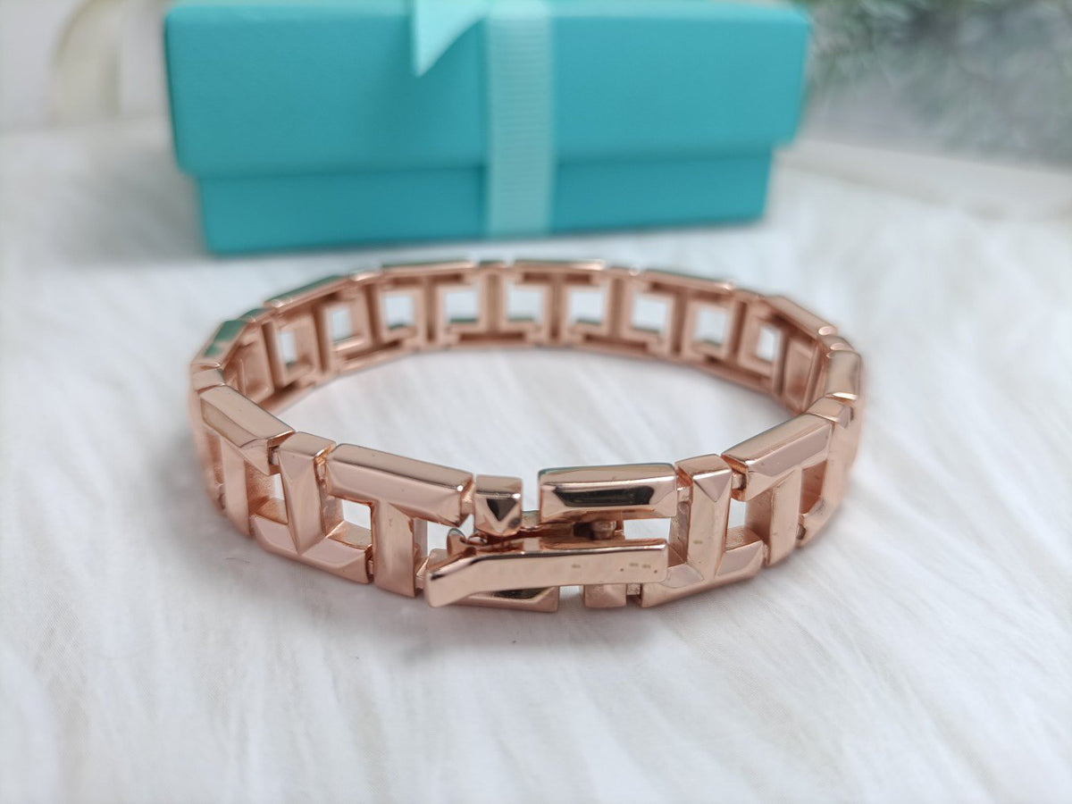 T True Narrow Bracelet – LUX VERSE Luxury Designer Fashion Outlet