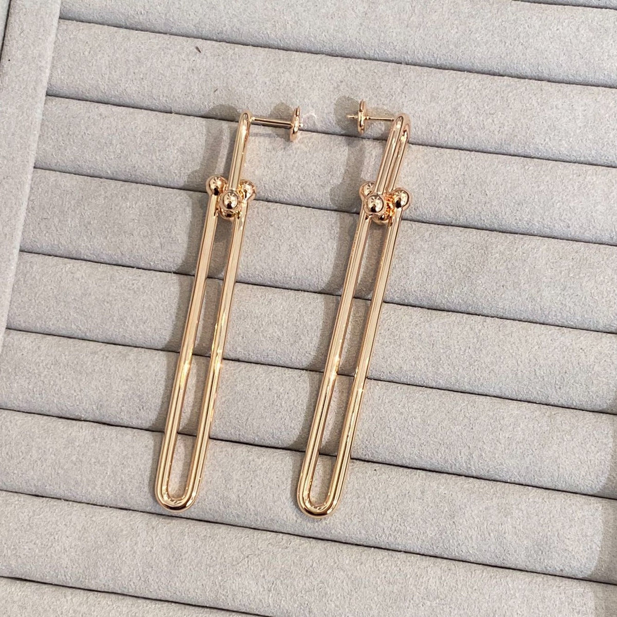 Hardwear Double Long Link Earrings – LUX VERSE Luxury Designer Fashion Outlet