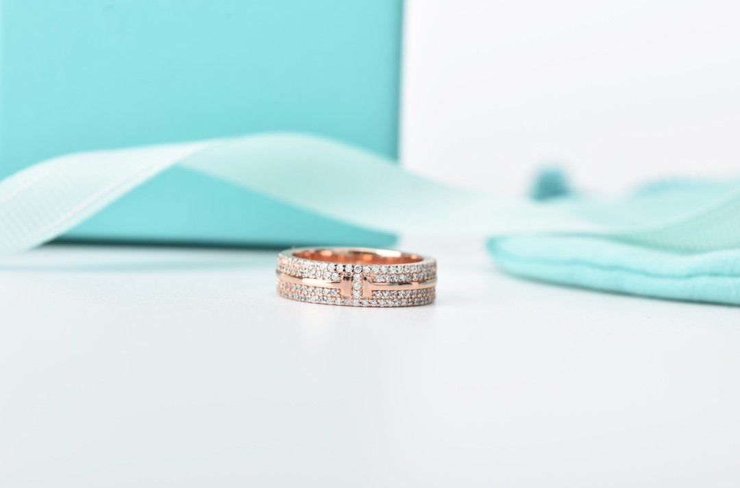 T Wire Diamond Ring – LUX VERSE Luxury Designer Fashion Outlet