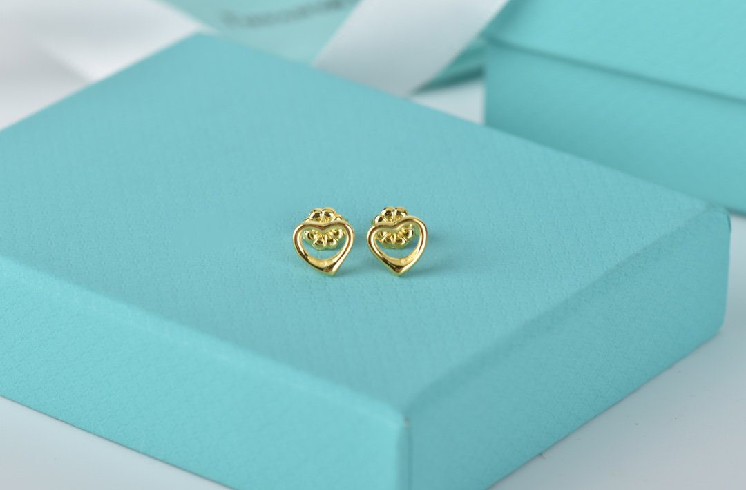 Open Heart Stud Earrings – LUX VERSE Luxury Designer Fashion Outlet