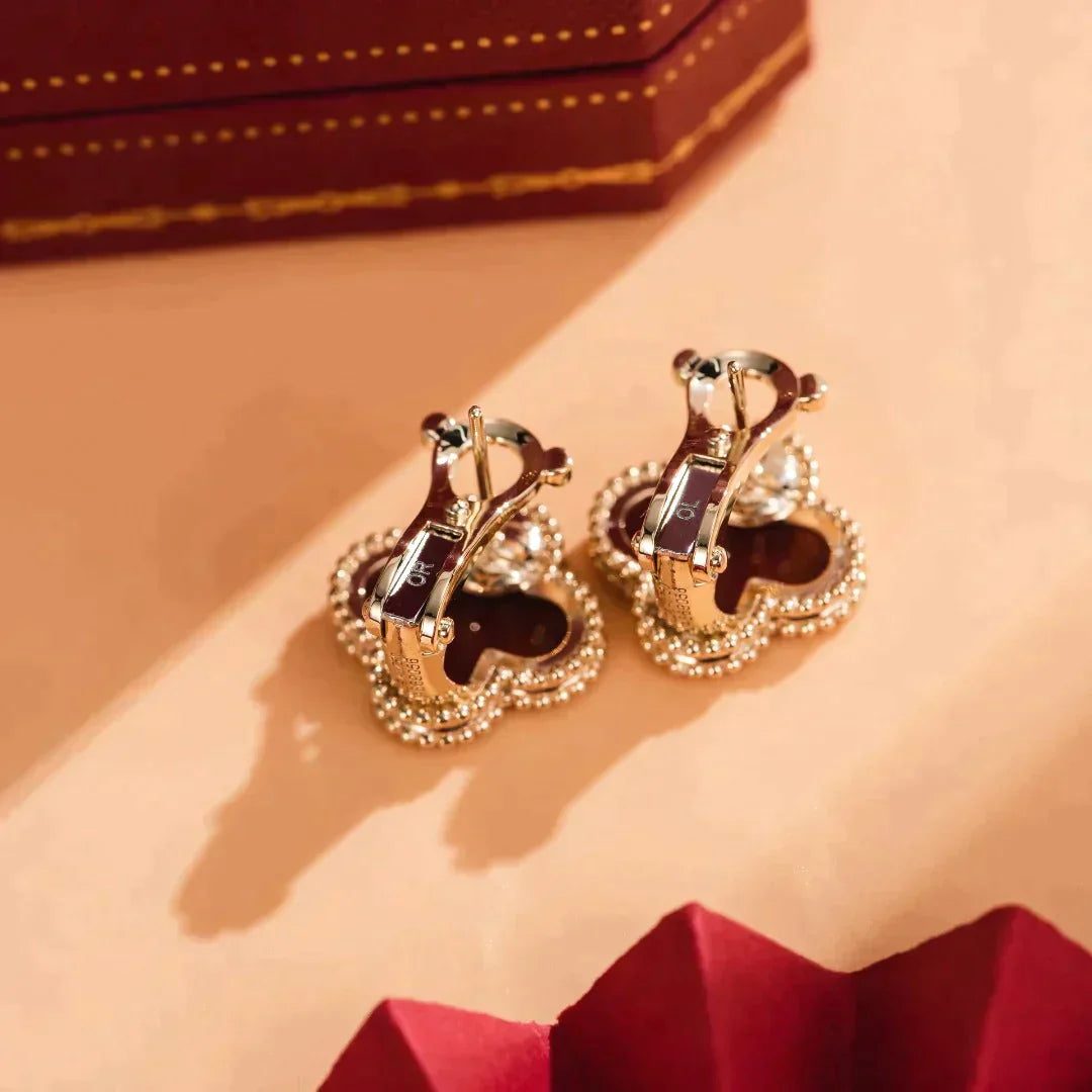 Clover Medium 1 Motifs Carnelian  Earrings – LUX VERSE Luxury Designer Fashion Outlet