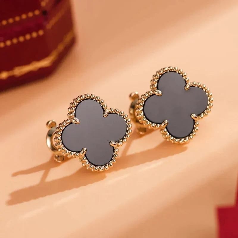 Clover Medium 1 Motifs  Onyx Stud Earrings – LUX VERSE Luxury Designer Fashion Outlet