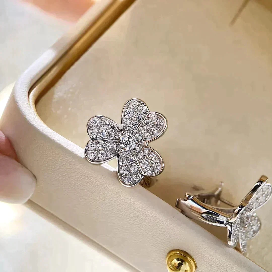 Clover Comos Diamond Earrings Silver – LUX VERSE Luxury Designer Fashion Outlet