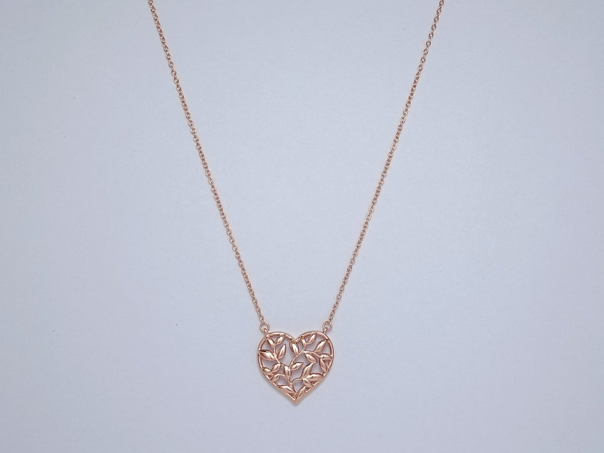 Heart Leaf Pedant Necklace – LUX VERSE Luxury Designer Fashion Outlet