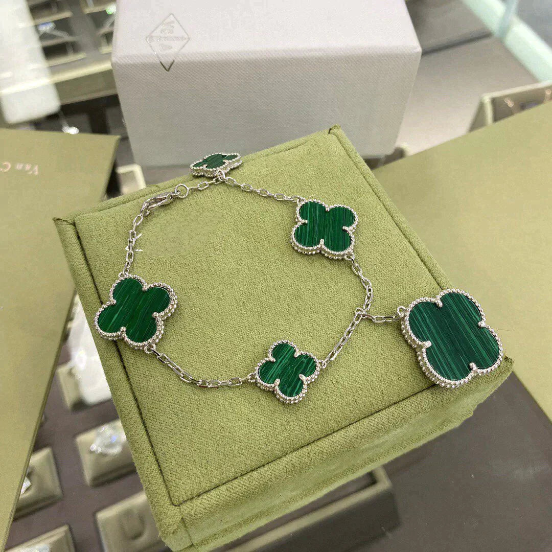 Magic Clover 5 Motifs  Malachite Bracelet Sivler – LUX VERSE Luxury Designer Fashion Outlet