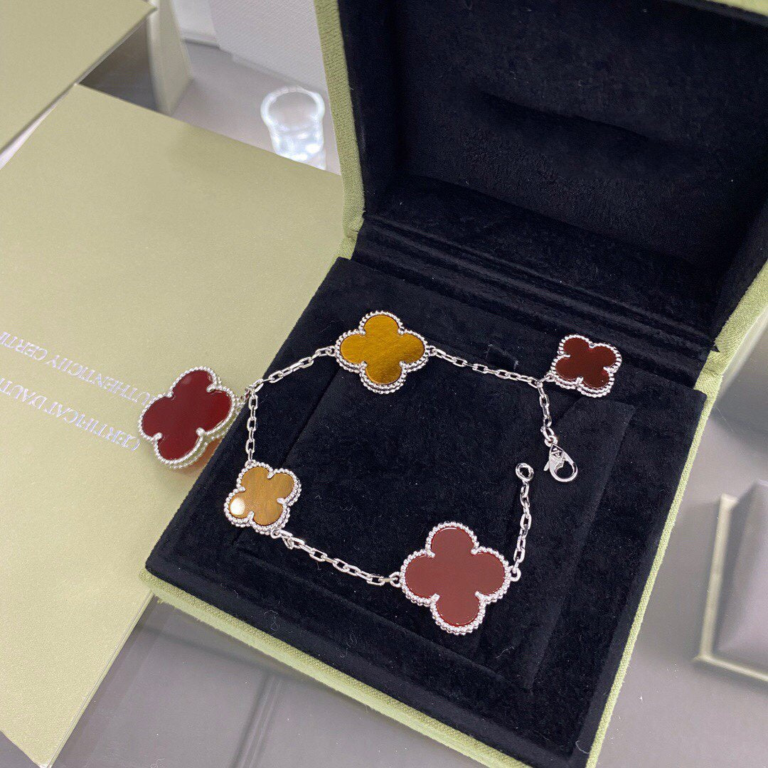 Magic Clover 5 Motifs Carnelian Tiger Eye Bracelet Sivler – LUX VERSE Luxury Designer Fashion Outlet