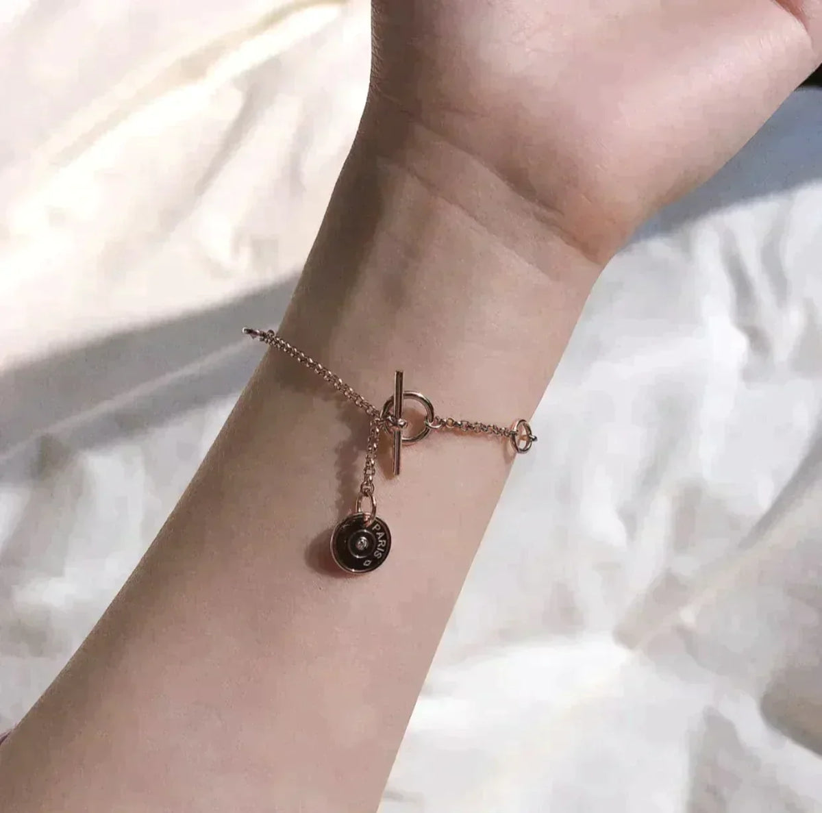 Echapee Rose Gold Bracelet – LUX VERSE Luxury Designer Fashion Outlet