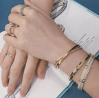 Narrow Hinged Banglein with Diamonds Small – LUX VERSE Luxury Designer Fashion Outlet