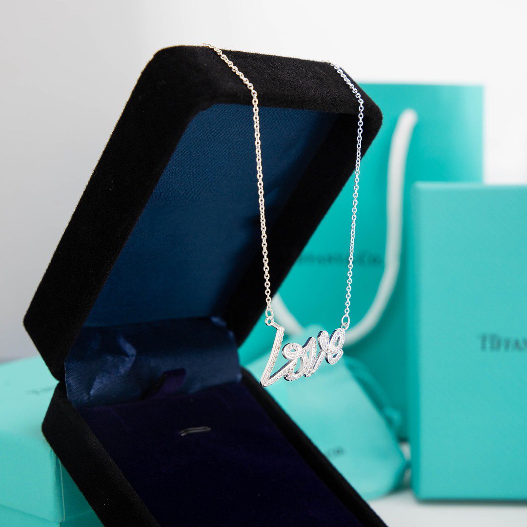 Paloma S Graffiti Love Necklace Diamond – LUX VERSE Luxury Designer Fashion Outlet