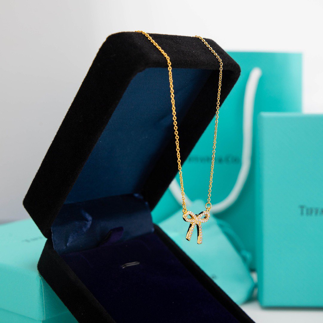 Ribbon Necklace Bow Pendant Diamond Charm Chain – LUX VERSE Luxury Designer Fashion Outlet
