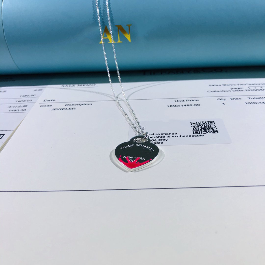 Colour Heart Splash Tag Necklace – LUX VERSE Luxury Designer Fashion Outlet
