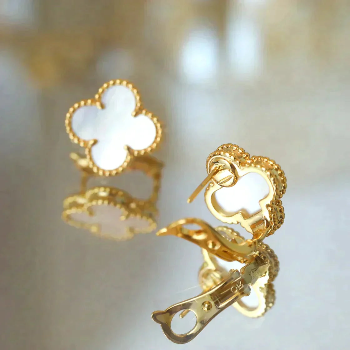 Clover Medium 1 Motifs  White Mop Stud Earrings – LUX VERSE Luxury Designer Fashion Outlet
