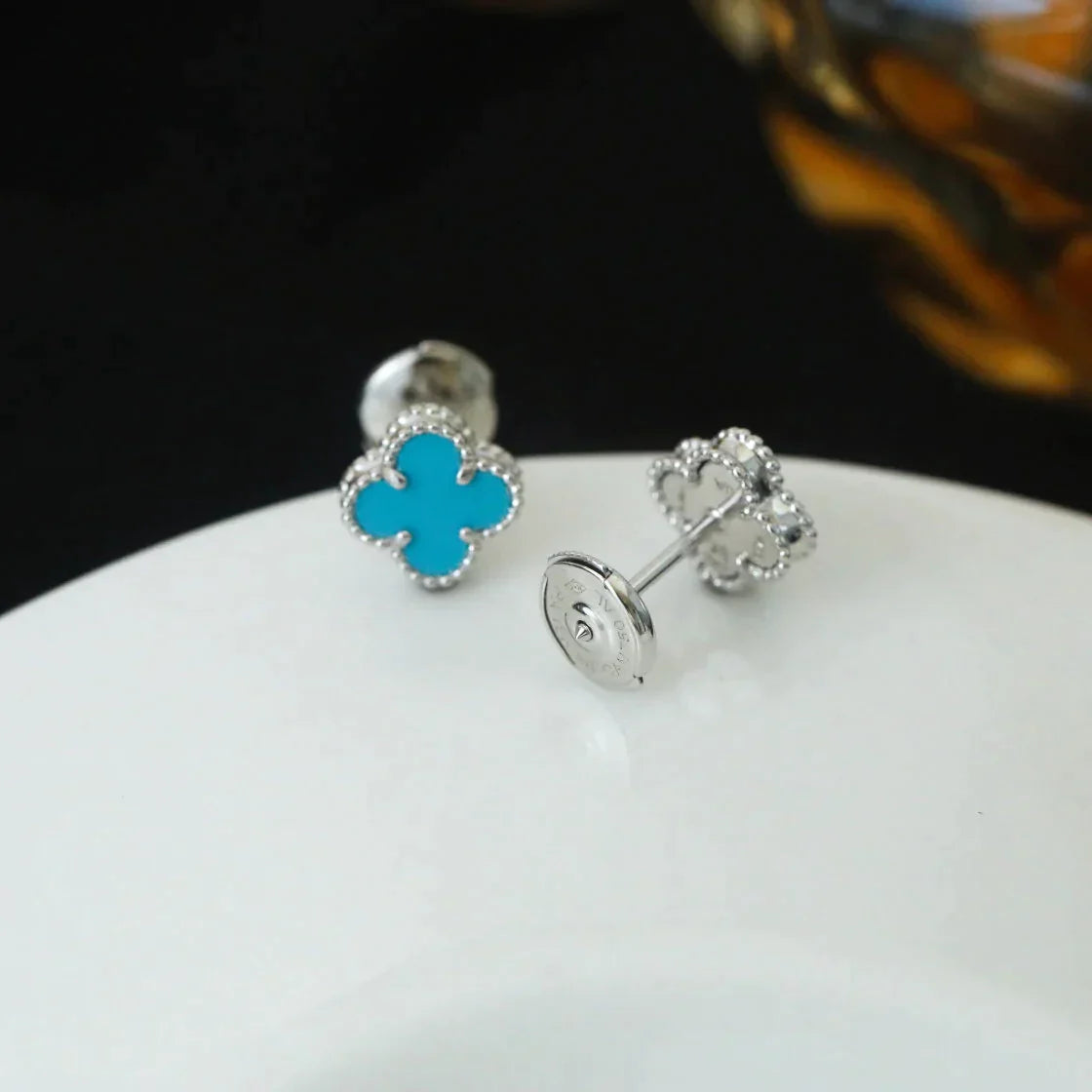 Clover Mini 9.5mm Onyx Stud Earrings Silver – LUX VERSE Luxury Designer Fashion Outlet