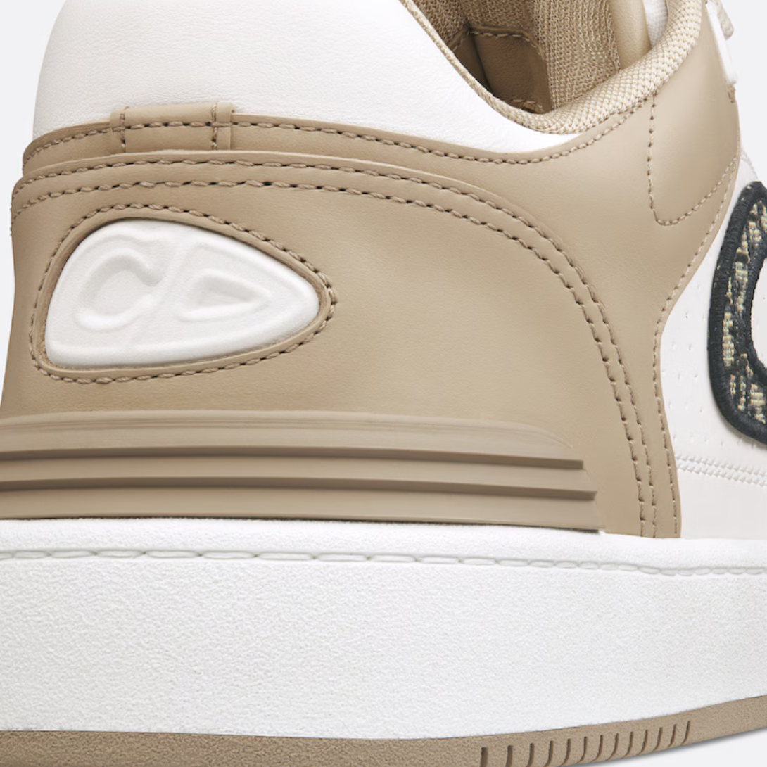 Dior B57 Low-Top Sneaker – crafted in smooth calfskin, the style is adorned with Oblique jacquard CD signature – LUX VERSE Luxury Designer Fashion Outlet