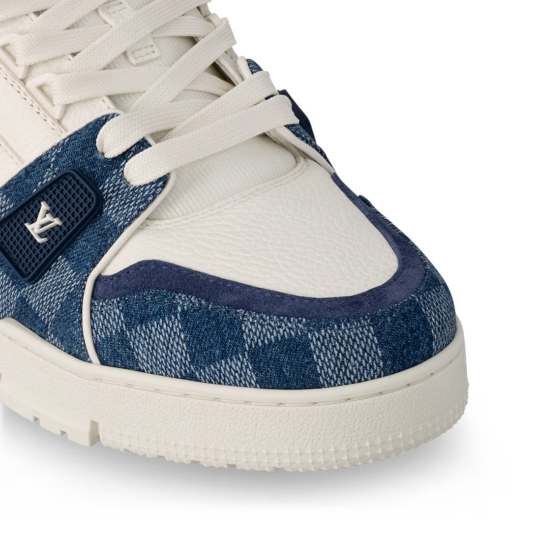 Trainer Smooth Sneaker – the combination of materials highlights this model's elaborately constructed upper, – LUX VERSE Luxury Designer Fashion Outlet